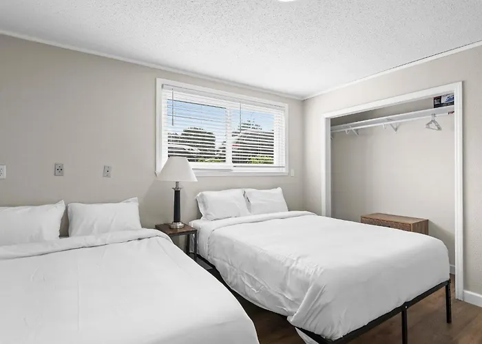 Newly Renovated Unit In Spfld #104